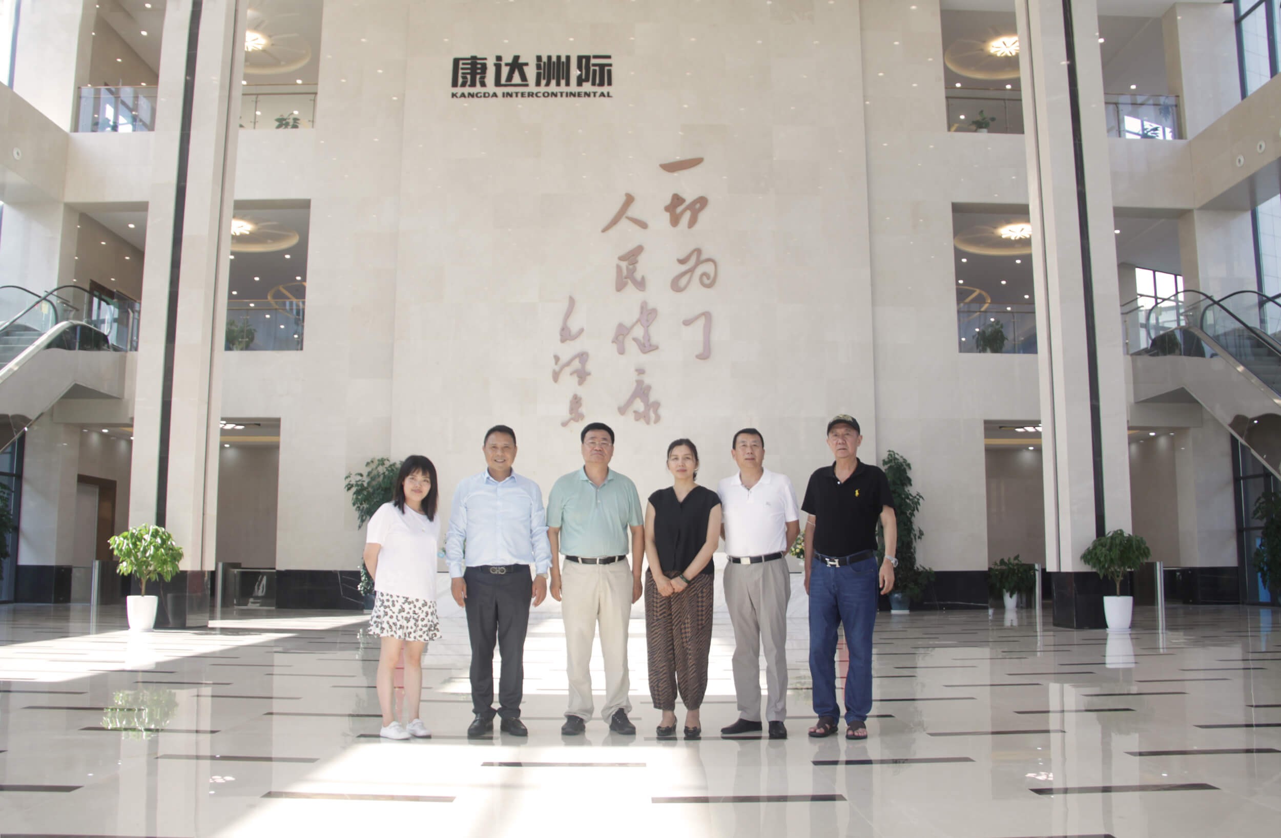 陜西人民醫(yī)院領導一行參觀考察